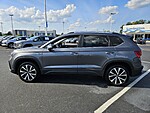 Used 2024 Volkswagen Taos SE FWD in LUMBERTON, NORTH CAROLINA (Photo 4)