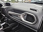 Used 2022 JEEP RENEGADE LATITUDE 4X4 in LUMBERTON, NORTH CAROLINA (Photo 20)