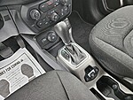 Used 2022 JEEP RENEGADE LATITUDE 4X4 in LUMBERTON, NORTH CAROLINA (Photo 23)