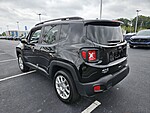 Used 2022 JEEP RENEGADE LATITUDE 4X4 in LUMBERTON, NORTH CAROLINA (Photo 5)