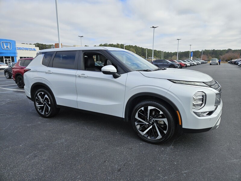 Used 2024 MITSUBISHI OUTLANDER SE FWD in LUMBERTON, NORTH CAROLINA