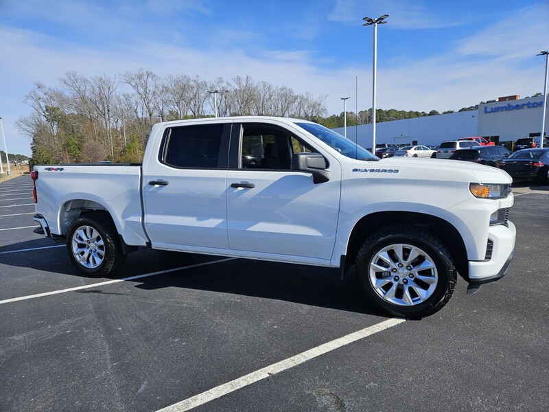 Used 2021 CHEVROLET SILVERADO 1500 4WD CREW CAB 147