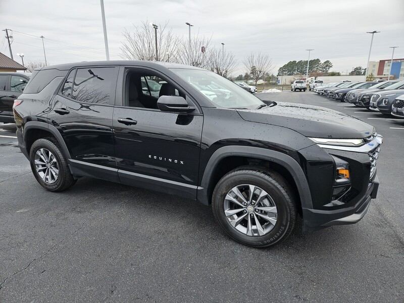 Used 2025 CHEVROLET EQUINOX FWD 4DR LT W/1LT in LUMBERTON, NORTH CAROLINA