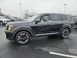 Used 2024 KIA TELLURIDE S FWD in LUMBERTON, NORTH CAROLINA (Photo 3)