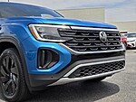 Used 2024 Volkswagen Atlas Cross Sport 2.0T SE W/TECHNOLOGY FWD in HENDERSON, NEVADA (Photo 10)