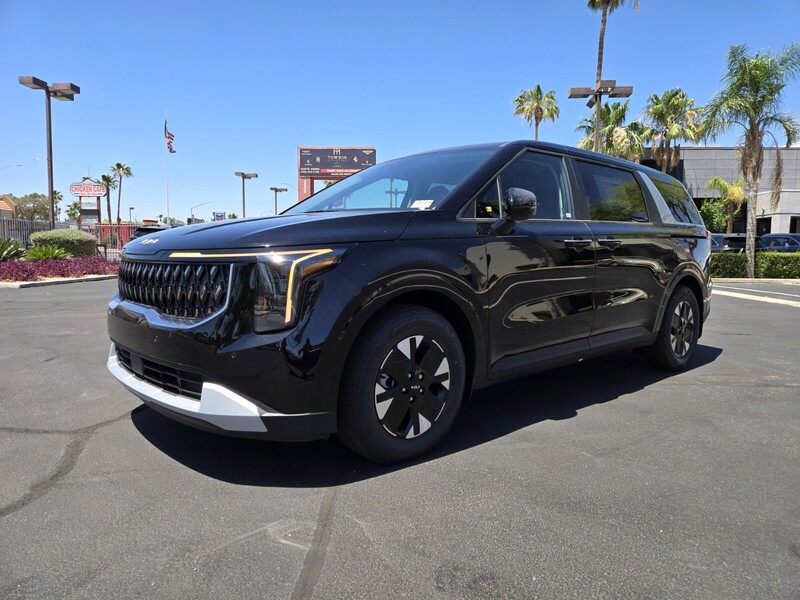 New 2026 KIA CARNIVAL HYBRID LXS in LAS VEGAS, NEVADA