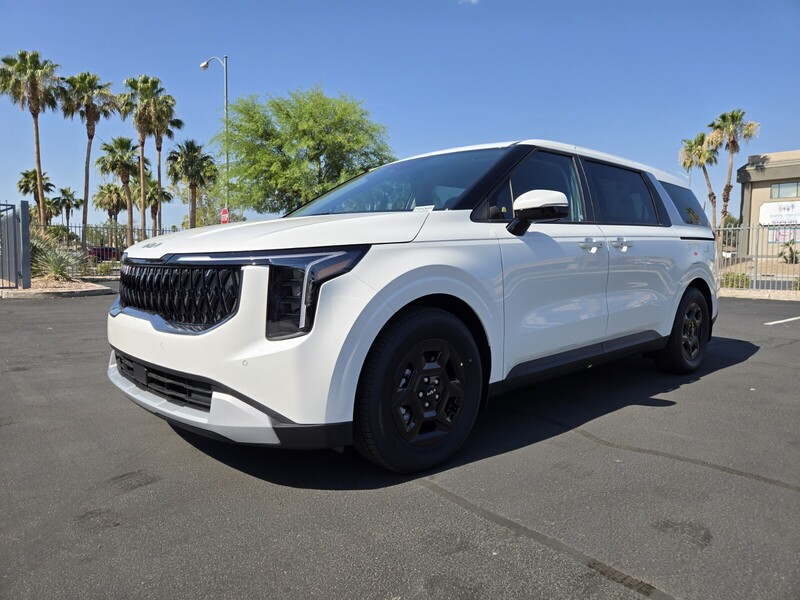 New 2026 KIA CARNIVAL LXS in LAS VEGAS, NEVADA