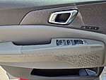New 2026 KIA CARNIVAL HYBRID EX in LAS VEGAS, NEVADA (Photo 16)