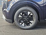 New 2027 KIA CARNIVAL HYBRID LXS in LAS VEGAS, NEVADA (Photo 9)