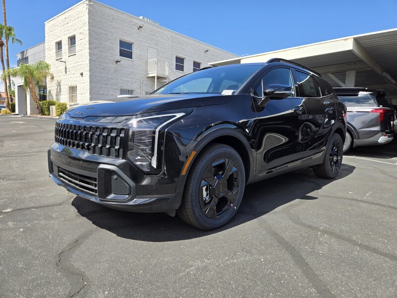 New 2027 KIA SPORTAGE HYBRID X-LINE in LAS VEGAS, NEVADA