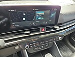 New 2027 KIA CARNIVAL HYBRID SX PRESTIGE in LAS VEGAS, NEVADA (Photo 17)