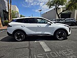 New 2027 KIA SPORTAGE HYBRID LX in LAS VEGAS, NEVADA (Photo 4)