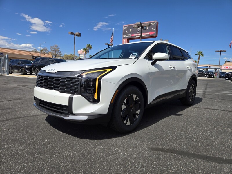 New 2027 KIA SPORTAGE HYBRID LX in LAS VEGAS, NEVADA
