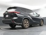 Used 2023 TOYOTA HIGHLANDER HYBRID BRONZE EDITION in GREENVILLE, SOUTH CAROLINA (Photo 32)