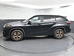 Used 2023 TOYOTA HIGHLANDER HYBRID BRONZE EDITION in GREENVILLE, SOUTH CAROLINA (Photo 4)