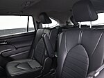 Used 2024 TOYOTA HIGHLANDER LE in GREENVILLE, SOUTH CAROLINA (Photo 17)