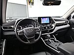 Used 2024 TOYOTA HIGHLANDER LE in GREENVILLE, SOUTH CAROLINA (Photo 19)