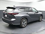 Used 2024 TOYOTA HIGHLANDER LE in GREENVILLE, SOUTH CAROLINA (Photo 7)