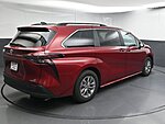 Used 2024 TOYOTA SIENNA LE in GREENVILLE, SOUTH CAROLINA (Photo 7)