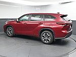 Used 2023 TOYOTA HIGHLANDER L in GREENVILLE, SOUTH CAROLINA (Photo 5)