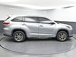 Used 2018 TOYOTA HIGHLANDER XLE in GREENVILLE, SOUTH CAROLINA (Photo 8)
