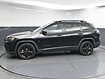 Used 2019 JEEP CHEROKEE ALTITUDE in GREENVILLE, SOUTH CAROLINA (Photo 4)