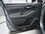 Used 2024 TOYOTA HIGHLANDER HYBRID XLE in GREENVILLE, SOUTH CAROLINA (Photo 15)