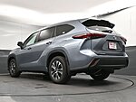 Used 2024 TOYOTA HIGHLANDER HYBRID XLE in GREENVILLE, SOUTH CAROLINA (Photo 29)