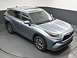 Used 2024 TOYOTA HIGHLANDER HYBRID XLE in GREENVILLE, SOUTH CAROLINA (Photo 33)