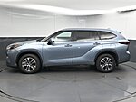 Used 2024 TOYOTA HIGHLANDER HYBRID XLE in GREENVILLE, SOUTH CAROLINA (Photo 4)