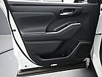 Used 2024 TOYOTA HIGHLANDER XLE in GREENVILLE, SOUTH CAROLINA (Photo 15)