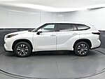 Used 2024 TOYOTA HIGHLANDER XLE in GREENVILLE, SOUTH CAROLINA (Photo 4)