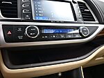Used 2018 TOYOTA HIGHLANDER LIMITED in GREENVILLE, SOUTH CAROLINA (Photo 13)