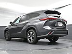 Used 2022 TOYOTA HIGHLANDER XLE in GREENVILLE, SOUTH CAROLINA (Photo 29)