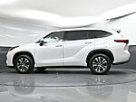 Used 2022 TOYOTA HIGHLANDER XLE in GREENVILLE, SOUTH CAROLINA (Photo 29)