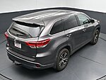 Used 2019 TOYOTA HIGHLANDER LE in GREENVILLE, SOUTH CAROLINA (Photo 30)