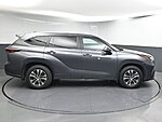 Used 2024 TOYOTA HIGHLANDER XLE in GREENVILLE, SOUTH CAROLINA (Photo 8)
