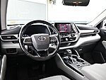 Used 2020 TOYOTA HIGHLANDER XLE in GREENVILLE, SOUTH CAROLINA (Photo 19)