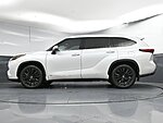 Used 2023 TOYOTA HIGHLANDER HYBRID PLATINUM in GREENVILLE, SOUTH CAROLINA (Photo 29)