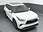 Used 2023 TOYOTA HIGHLANDER HYBRID PLATINUM in GREENVILLE, SOUTH CAROLINA (Photo 32)