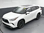 Used 2023 TOYOTA HIGHLANDER HYBRID PLATINUM in GREENVILLE, SOUTH CAROLINA (Photo 38)