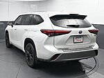 Used 2023 TOYOTA HIGHLANDER HYBRID PLATINUM in GREENVILLE, SOUTH CAROLINA (Photo 7)