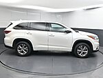 Used 2015 TOYOTA HIGHLANDER XLE in GREENVILLE, SOUTH CAROLINA (Photo 8)