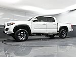 Used 2018 TOYOTA TACOMA TRD OFF-ROAD in GREENVILLE, SOUTH CAROLINA (Photo 24)