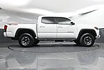 Used 2018 TOYOTA TACOMA TRD OFF-ROAD in GREENVILLE, SOUTH CAROLINA (Photo 27)