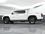 Used 2018 TOYOTA TACOMA TRD OFF-ROAD in GREENVILLE, SOUTH CAROLINA (Photo 31)