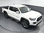 Used 2018 TOYOTA TACOMA TRD OFF-ROAD in GREENVILLE, SOUTH CAROLINA (Photo 34)