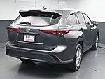 Used 2023 TOYOTA HIGHLANDER L in GREENVILLE, SOUTH CAROLINA (Photo 7)