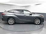 Used 2023 TOYOTA HIGHLANDER L in GREENVILLE, SOUTH CAROLINA (Photo 8)