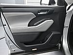 Used 2022 TOYOTA HIGHLANDER XLE in GREENVILLE, SOUTH CAROLINA (Photo 15)
